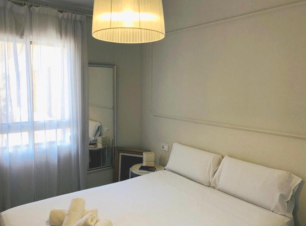 Apartamento A 50 Metros De La Playa Malagueta Con Vistas Al Mar مالقة المظهر الخارجي الصورة